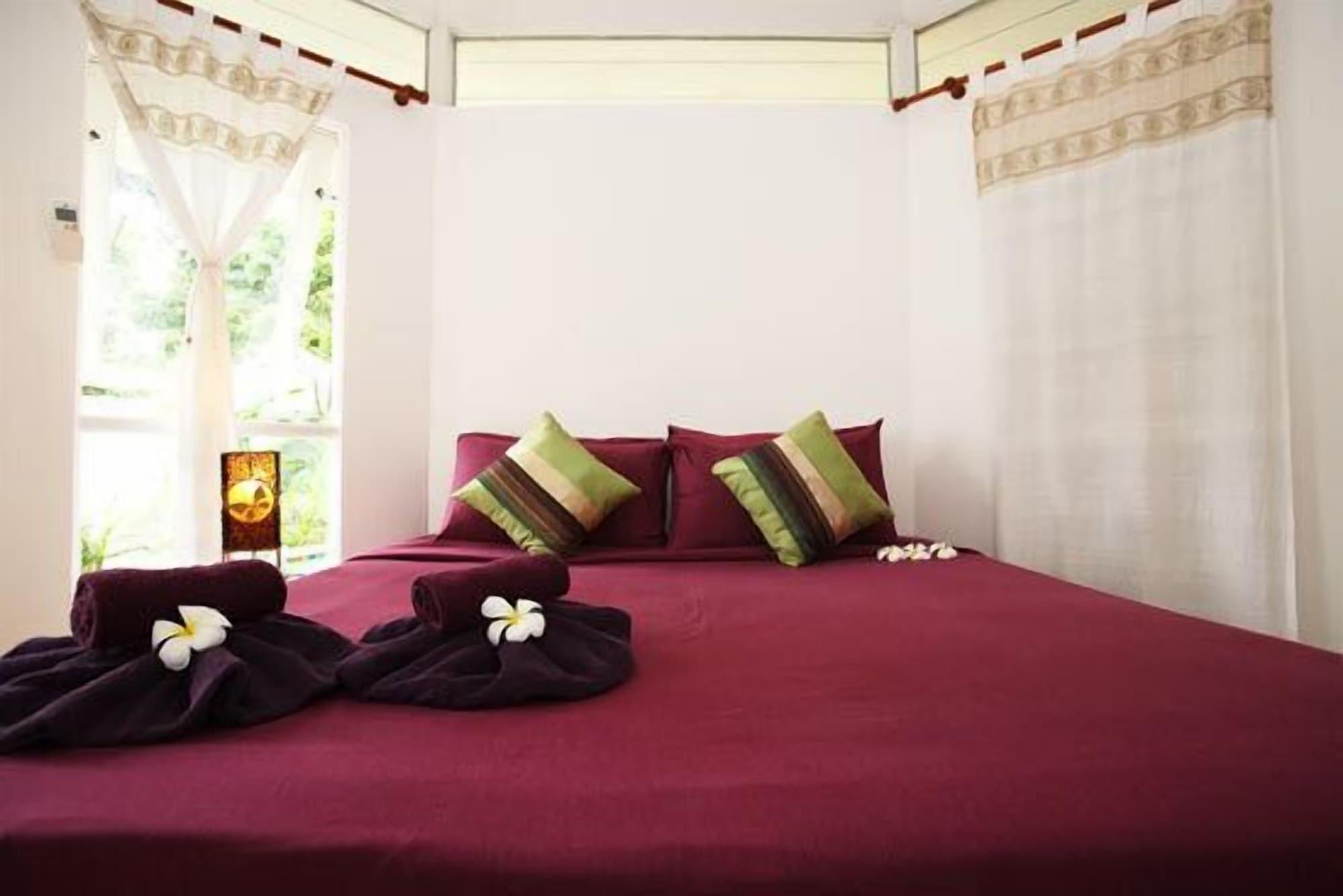 Nimmanoradee Resort - Sha Plus Certified Koh Samet Bagian luar foto