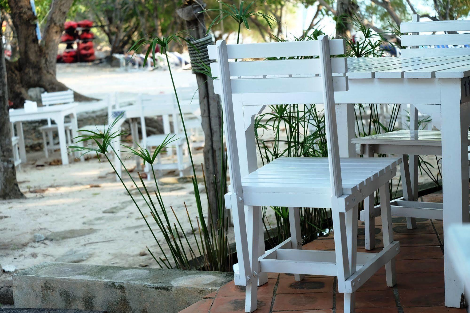 Nimmanoradee Resort - Sha Plus Certified Koh Samet Bagian luar foto