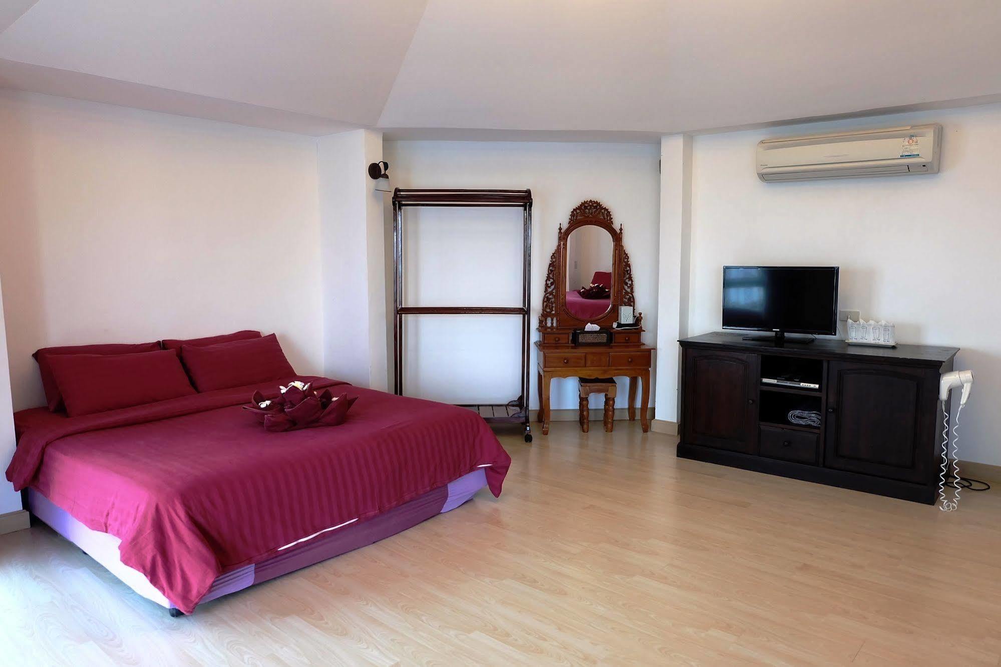 Nimmanoradee Resort - Sha Plus Certified Koh Samet Bagian luar foto